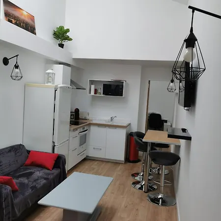 Entier A 10 Minutes Du Coeur D'angers Apartment
