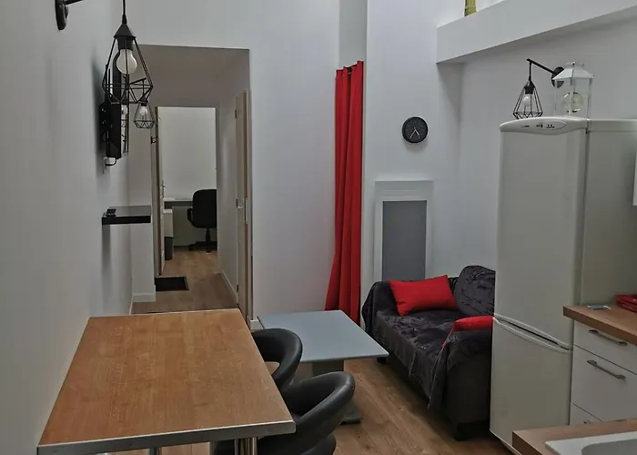 Entier A 10 Minutes Du Coeur D'angers * Angers